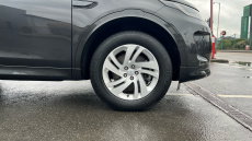 Land Rover Discovery Sport 1.5 P300e R-Dynamic HSE 5dr Auto [5 Seat] Station Wagon